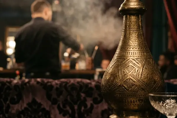 Shisha Lounge, Cocktail Bar or Club: Choosing the Right Late-Night Atmosphere